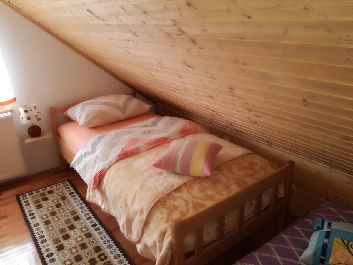 Kuca Za Odmor "Jasna" Apartamento Crni Lug Exterior foto