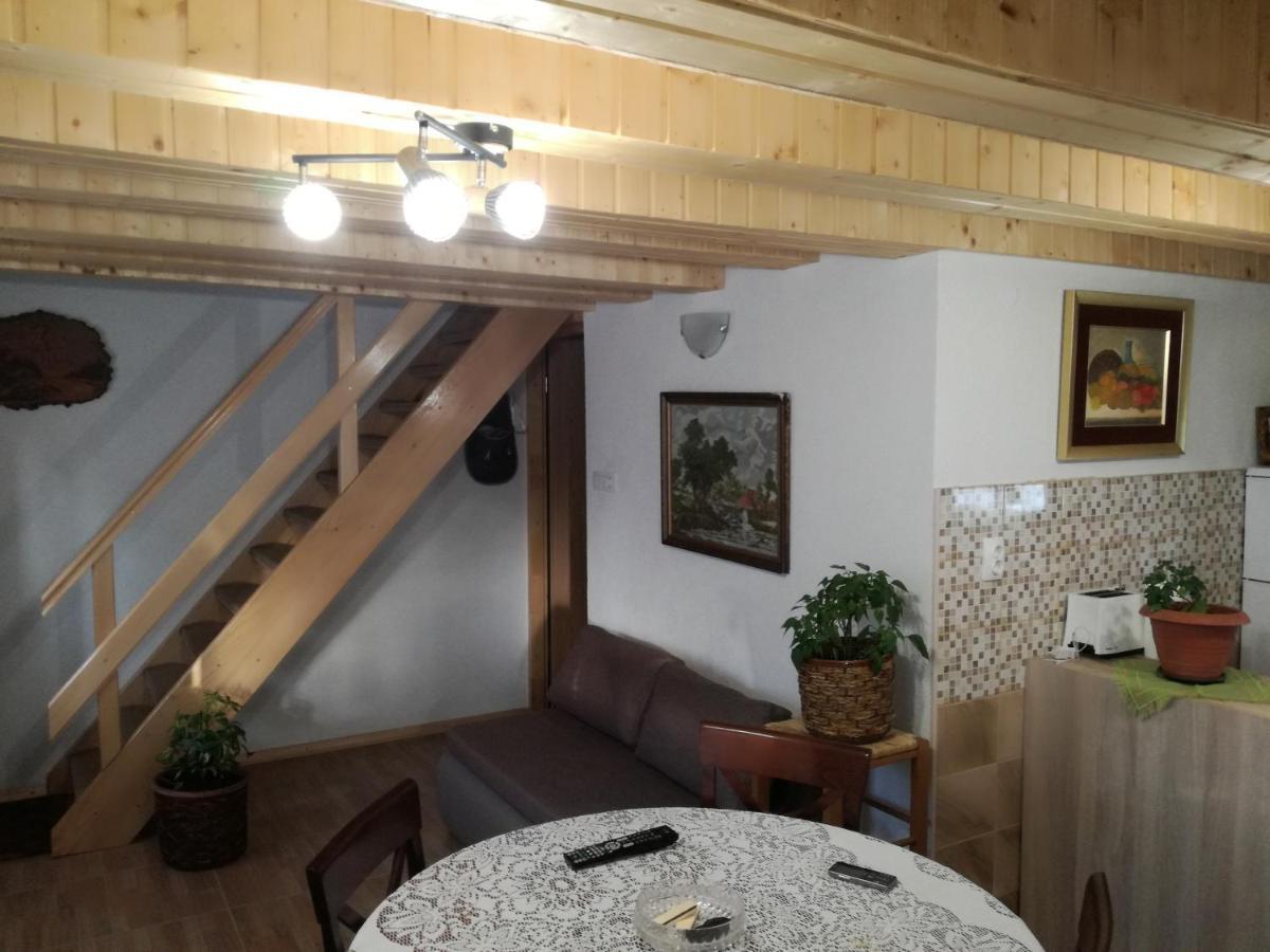Kuca Za Odmor "Jasna" Apartamento Crni Lug Exterior foto